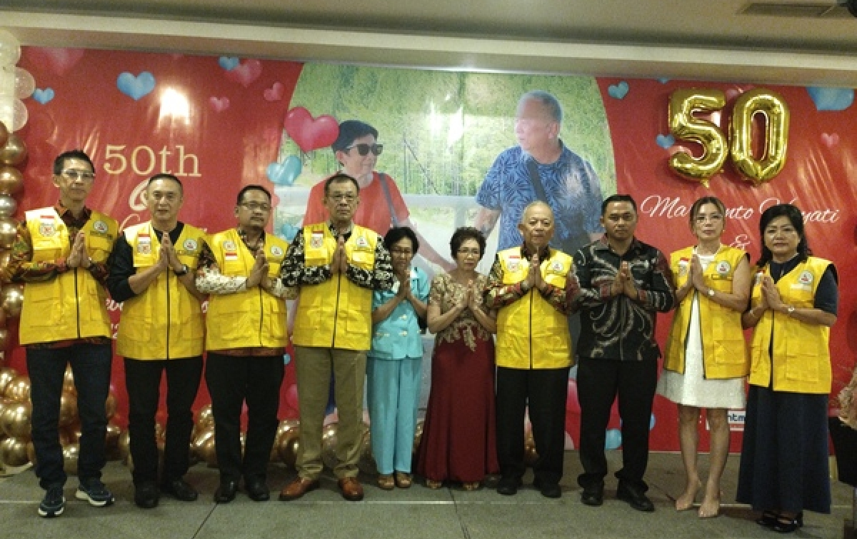 Rayakan Ulang Tahun Pernikahan Emas (50 Tahun),  