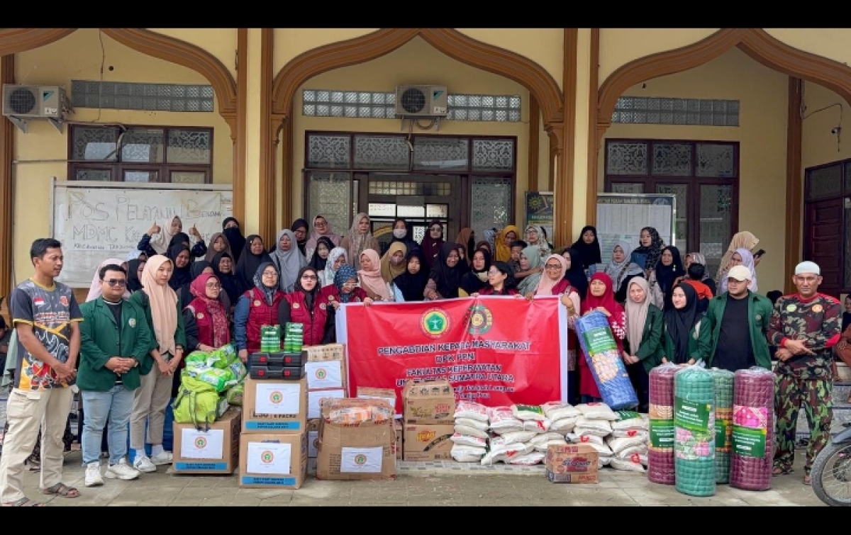 USU Peduli dan PPNI DPK Fakultas Keperawatan Salurkan Bantuan dan Layanan Kesehatan bagi Korban Banjir di Langkat