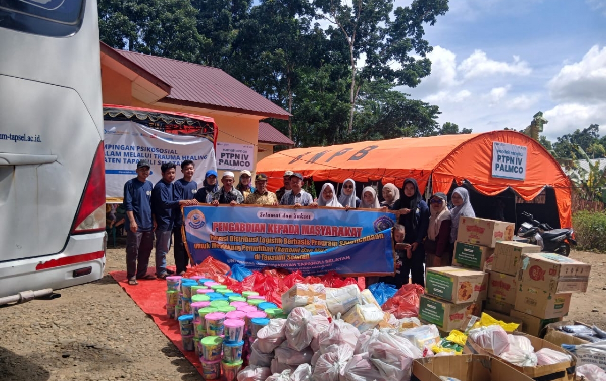 Program SANTANA Salurkan Bantuan Logistik untuk Warga Terdampak Banjir di Desa Tandihat Tapanuli Selatan