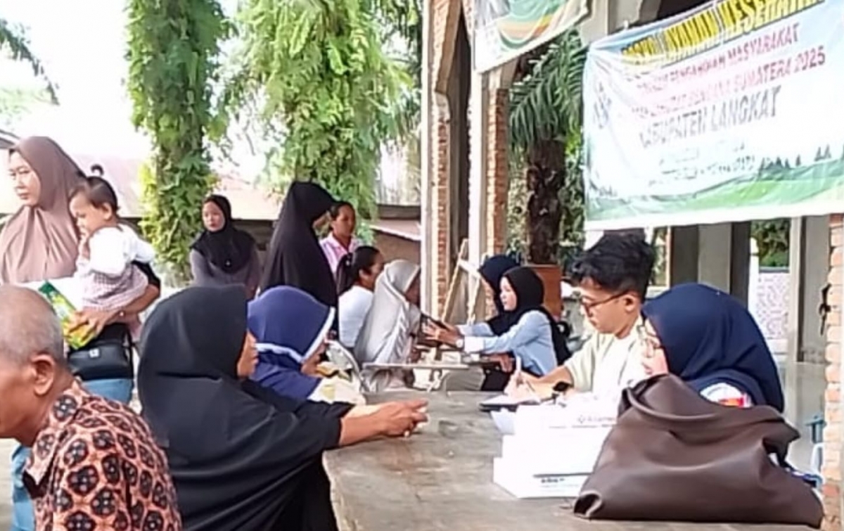 UISU Aksi Tanggap Bencana dan Intervensi Kesehatan Primer di Wilayah Terdampak Banjir Langkat