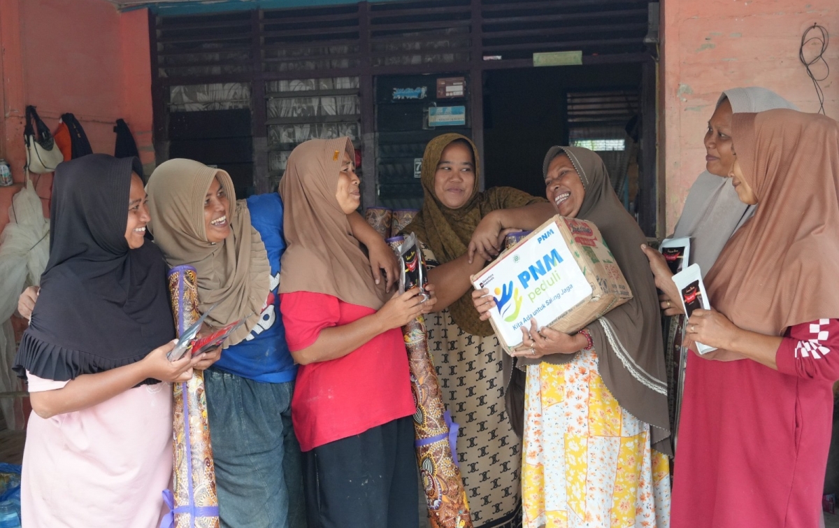 Dari Abon hingga Rendang, Produk Nasabah PNM Disalurkan untuk Masyarakat Terdampak Bencana di Sumatera
