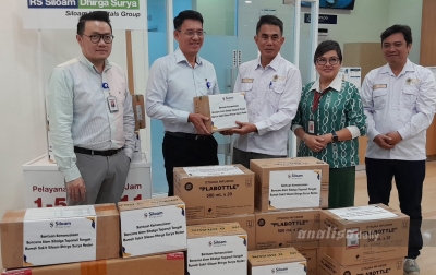 Siloam International Hospitals Dhirga Surya Medan–KAGAMA Kirim Bantuan Obat-Obatan dan Alkes ke Sibolga dan Tapteng