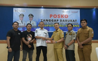 Konser Amal Kemanusiaan Kecamatan Galang Serahkan Bantuan Warga Terdampak Banjir