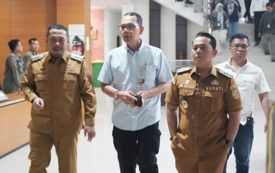 Bupati Palas  Harapkan Dukungan Kementan Pembangunan Sarana Pertanian di Daerah