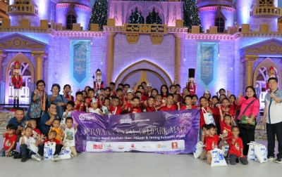 Delipark Mall Tebar Sukacita Natal, Ajak Puluhan Anak Panti Asuhan Bermain dan Beribadah Bersama!
