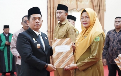 Bupati Putra Mahkota Kukuhkan Pejabat di lingkungan Pemkab Palas