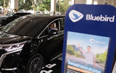 Lebih Nyaman dan Ramah Lingkungan, Taksi Listrik Bluebird Kini Hadir di Kualanamu