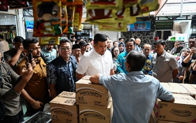 Sidak 2 Pasar Besar, Gubernur Bobby Nasution Jamin Stok Pangan Sumut Aman Jelang Nataru