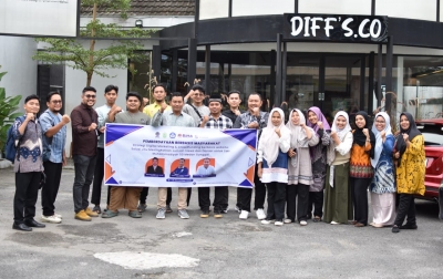 Tim PKM BIMA UMSU Dampingi SMP Muhammadiyah 50 Kembangkan Digital Marketing-Crowdfunding Berbasis Website