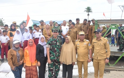 Jembatan Darurat di Hamparan Perak Rampung