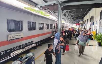 KA Siantar Ekspres: Urat Nadi Konektivitas Medan-Siantar dan Jembatan Wisata Danau Toba