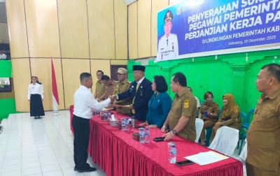Bupati Dairi Lantik 414 PPPK Paruh Waktu