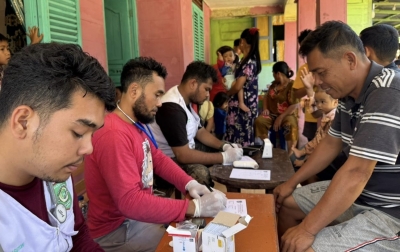 Tim Medis FK UISU Tembus 3 Desa Terisolir di Tapteng untuk Berikan Bantuan Kesehatan dan Gizi