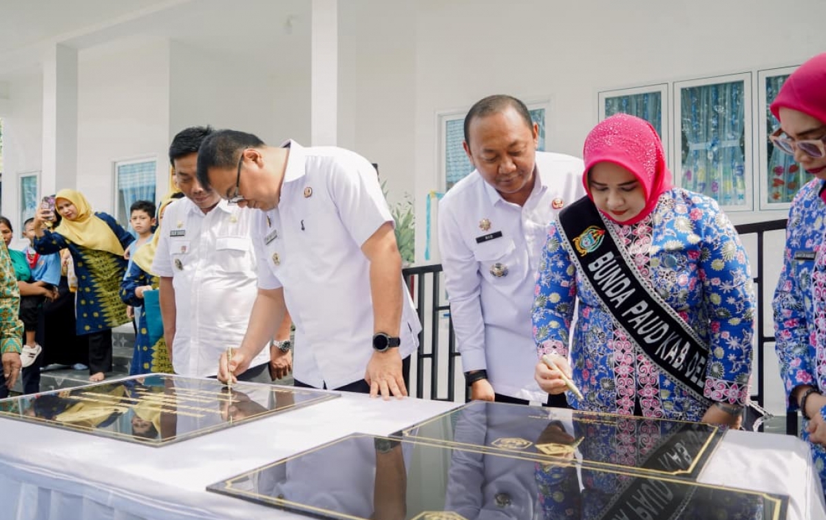 Bupati Deli Serdang Resmikan Gedung PKBM ABK Adiba