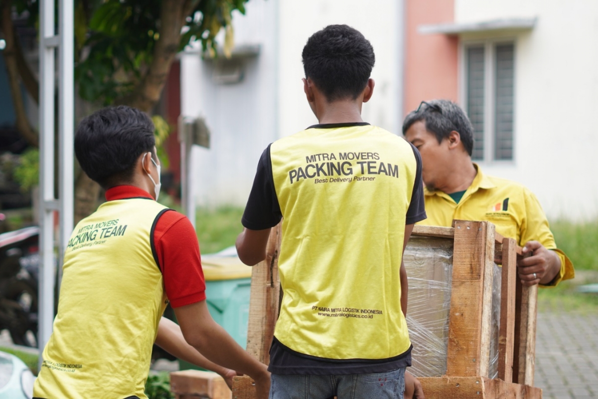 Jasa Ekspedisi Darat, Laut, dan Udara: Mana yang Paling Efisien?