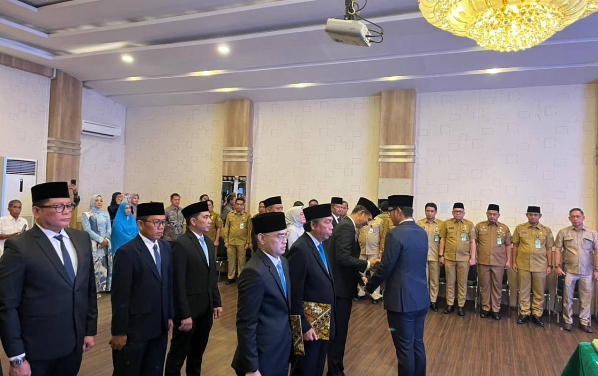 Lantik Direksi PUD Medan, Rico Waas Minta Pembenahan dan Modernisasi Perusahaan Daerah