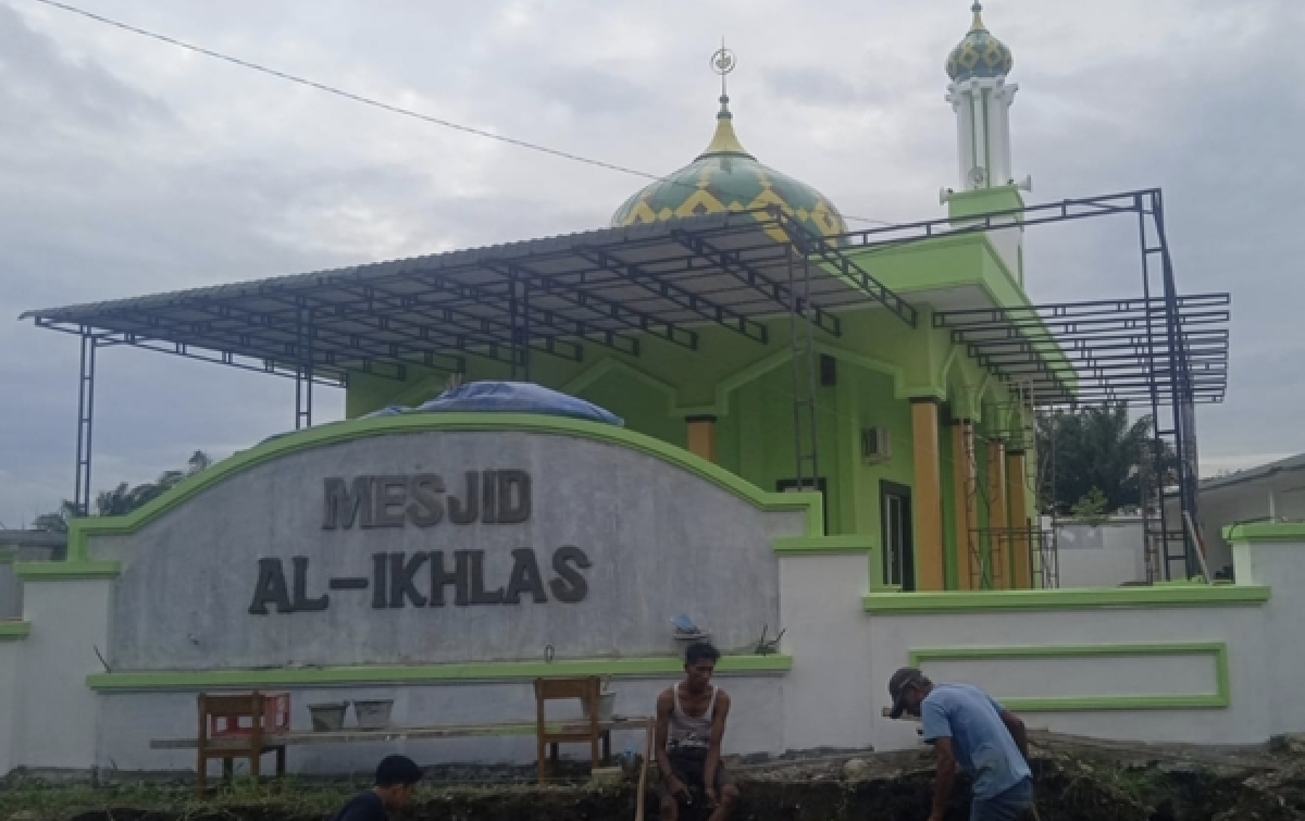 Percayakan Penanganan Kasus Pembakaran Mobil Pada Polisi,  Jangan Menggiring Opini Soal Relokasi Masjid