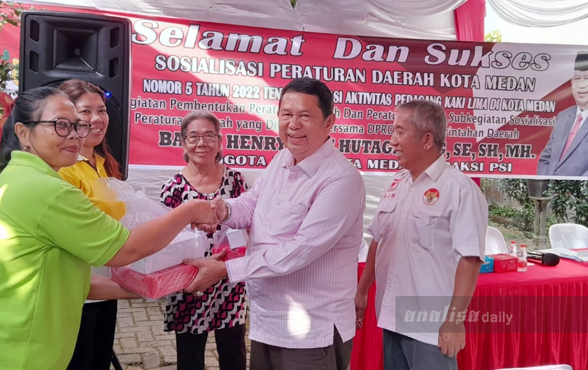 Henry Jhon Hutagalung Sosialisasikan Perda Zonasi Aktivitas PK–5: Pedagang Ditata Lebih Teratur Berniaga