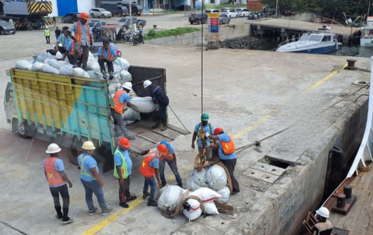 Pelindo Dukung Kelancaran Distribusi Bantuan Kemanusiaan Aceh – Sumut