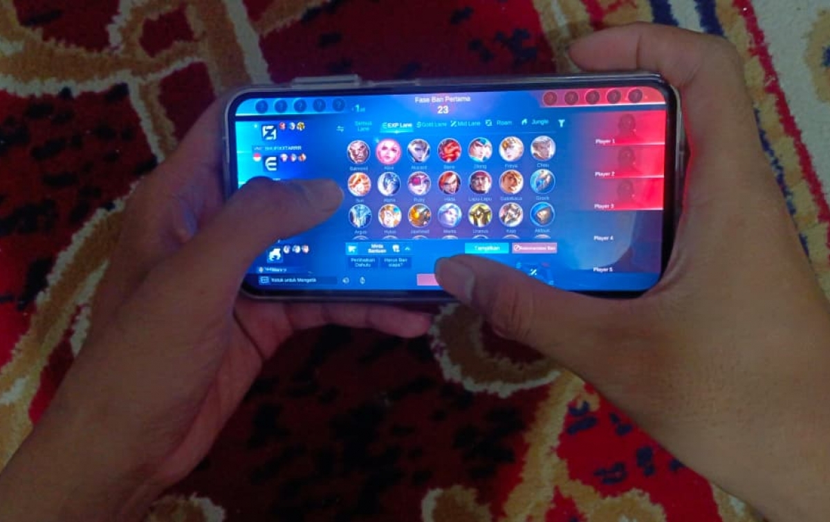 Mobile Legends: Hiburan Digital Populer Anak Muda di Waktu Luang