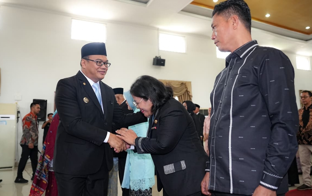 Bupati Deliserdang Lantik 15 Kepala Dinas