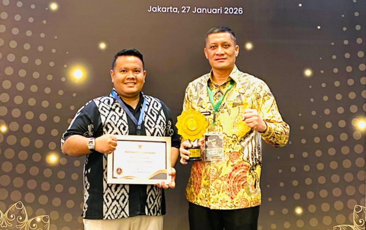 Pemkab Palas Terima Penghargaan UHC Award 2026