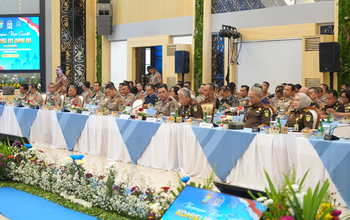 Perkuat Sinergi Hukum: Komisi III DPR RI 'Bedah' Reformasi Polri dan Kejaksaan di Sumut