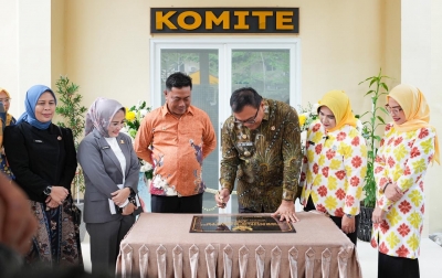 Torehkan Sejarah Baru, Bupati DS Resmikan Instalasi Kanker RS Drs H Amri Tambunan