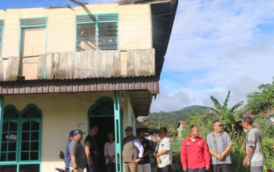 Bupati Jonius Tinjau Sejumlah Lokasi Terjadinya Bencana Angin Kencang di Taput