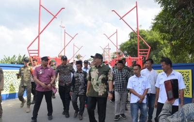 Kini Bisa Dilalui Kendaraan Roda Empat, Bupati Deliserdang Resmikan Titi Merah Kelambir V