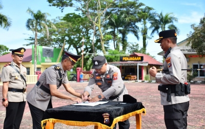 Rotasi Jabatan di Polres Nias, Kapolres Pimpin Sertijab Kabag Logistik dan Dua Kapolsek