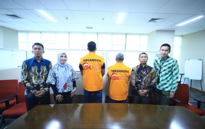 Penyidik OJK Serahkan Tersangka Kasus Unregistered Lender ke Kejaksaan