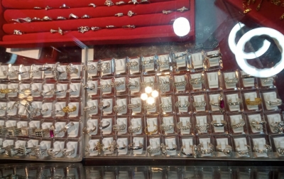 Harga Perak di Toko Emas Perhiasan Naik, Tembus Rp100 Ribu /Gram