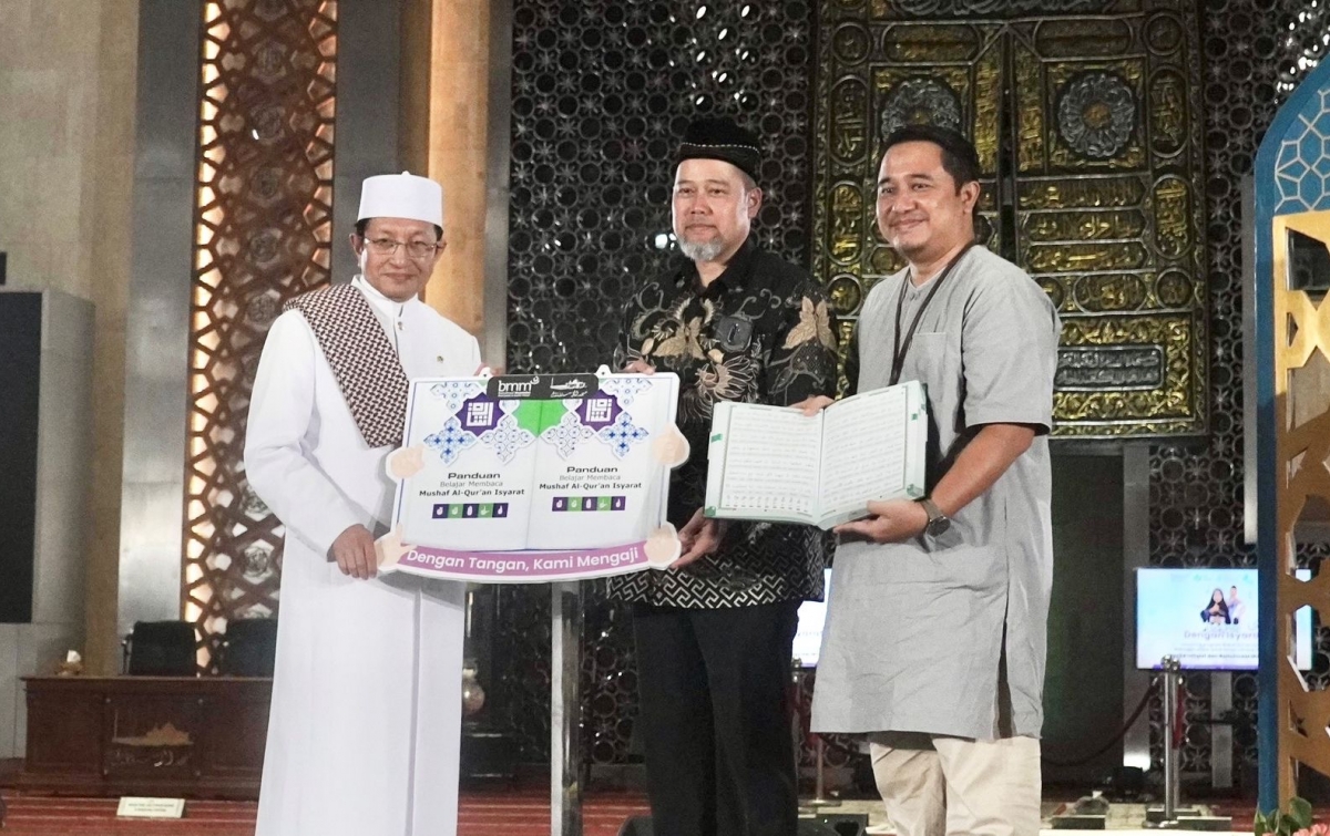 BMM dan Masjid Istiqlal Luncurkan Program Wakaf Al-Qur’an Isyarat