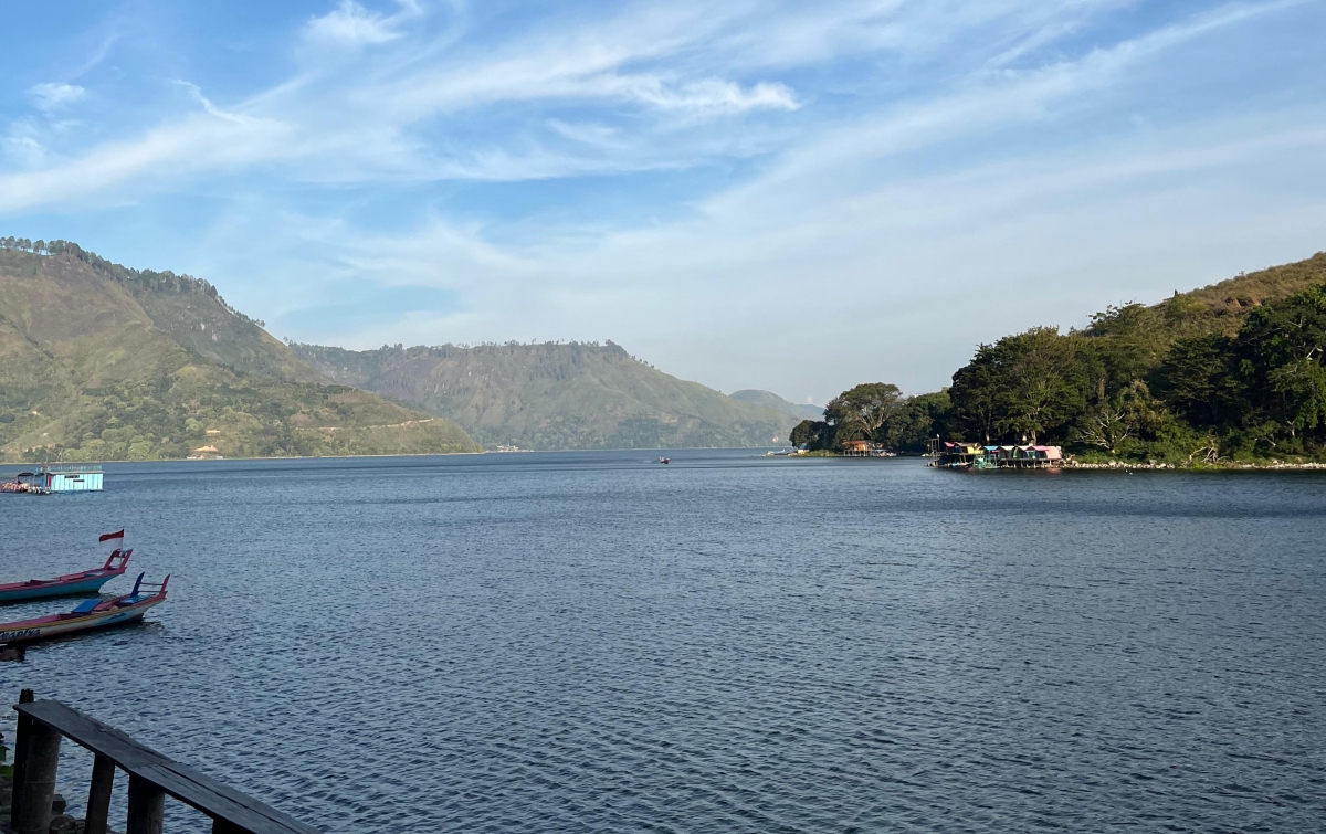 Paepira Lakeside: Surga Tersembunyi di Sumut dengan Panorama Alam Memukau