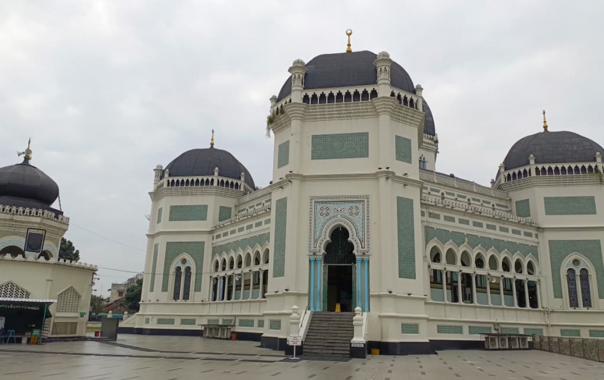 Masjid Raya Al-Mashun: Magnet Wisata Religi dan Sejarah di Jantung Kota Medan