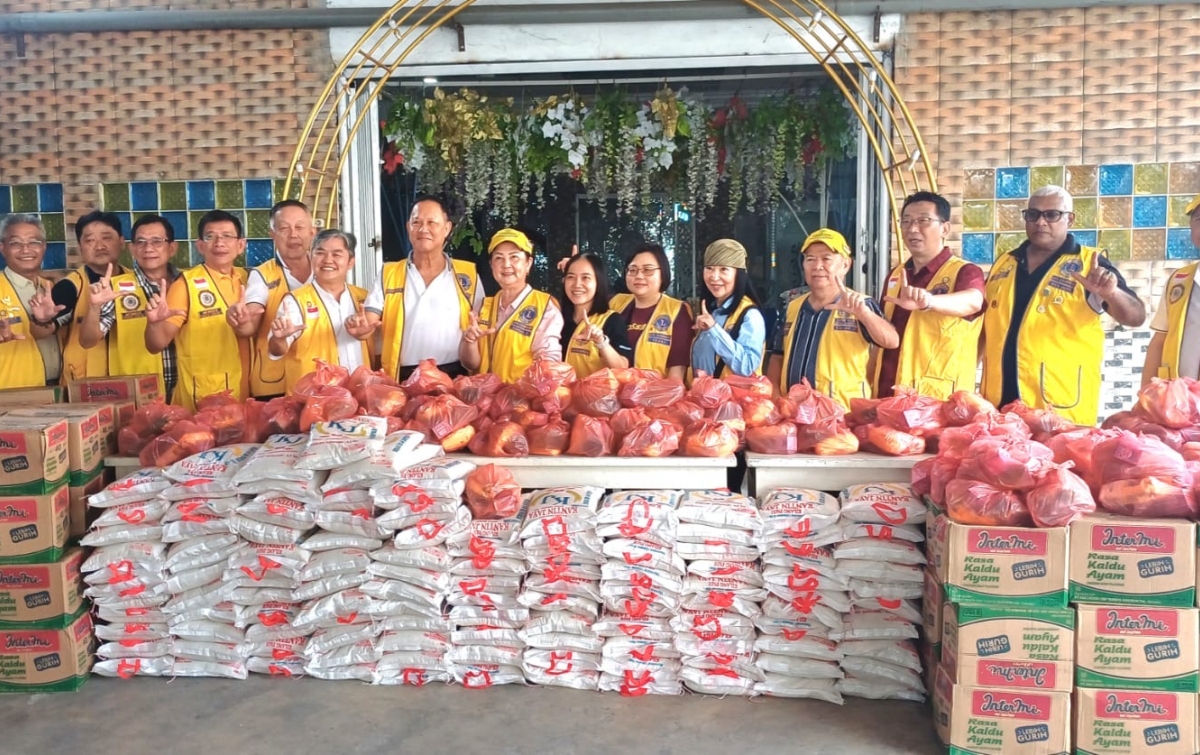 Lions Club Medan Cambridge Baksos Imlek 2026: Berikan Ratusan Paket Sembako untuk Masyarakat
