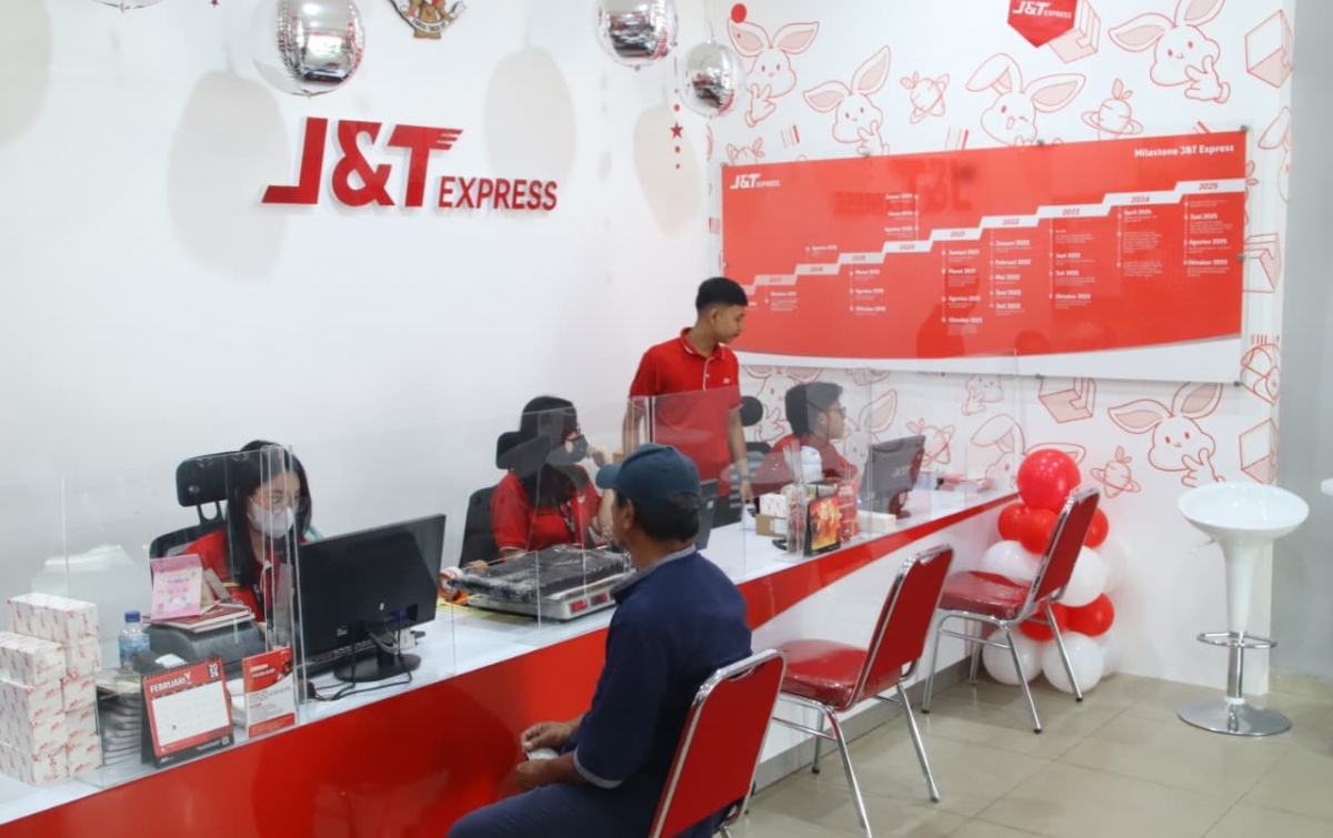 J&T Express Hadirkan Drop Point Signature di Medan: Kirim Paket Kini Lebih Eksklusif