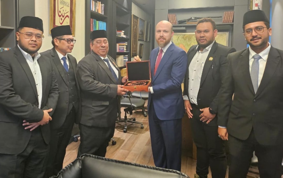 Putra Presiden Turkiye, Bilal Erdogan, Resmi Gabung Pemuda Masjid Dunia: Perkuat Misi Kemanusiaan Global