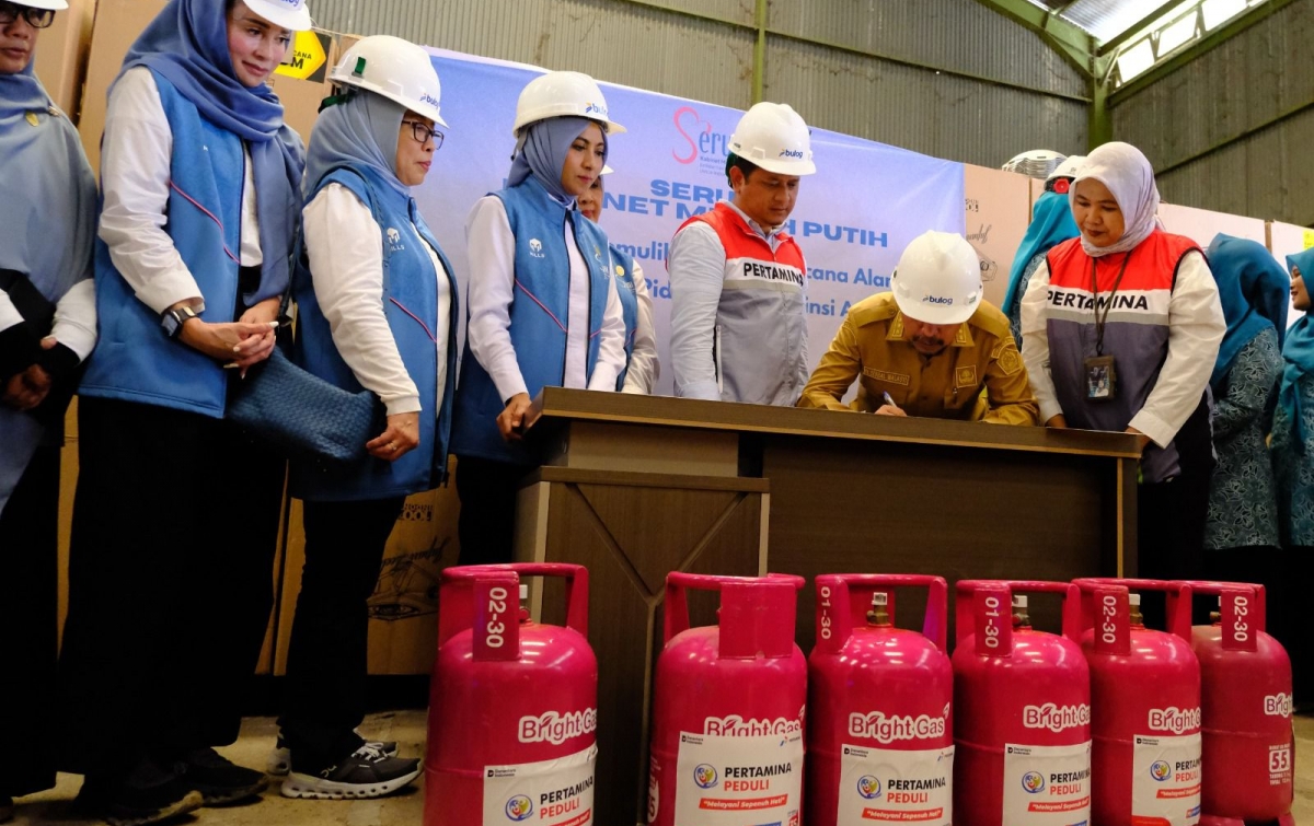 Pertamina dan SERUNI Serahkan Bantuan Sarana Air Bersih dan 1.577 Tabung Bright Gas bagi Warga Terdampak Bencana Pidie Jaya