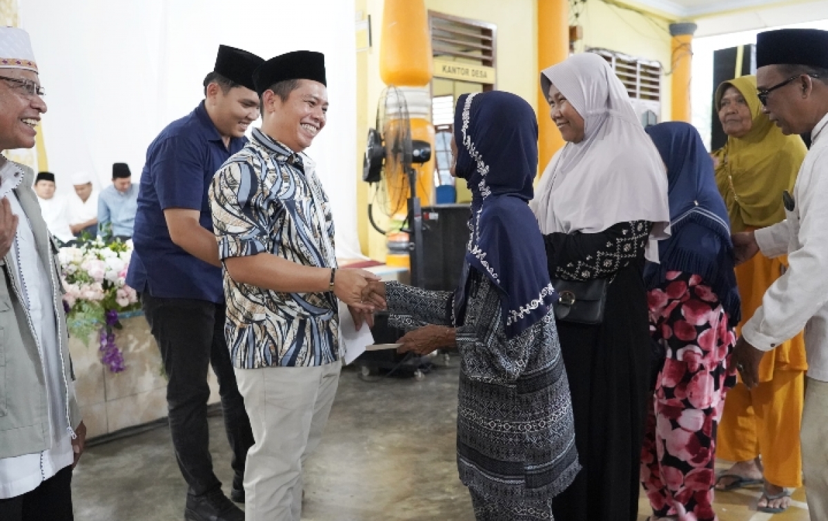 Jalin Silaturrahim,  Bupati Palas Safari Ramadhan di Ujung Batu III