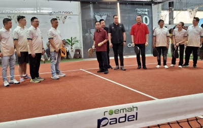 Dari Bakar Kalori hingga Redam Stres,  Sofyan Tan Ulas Manfaat Padel di Peresmian Roemah Padel