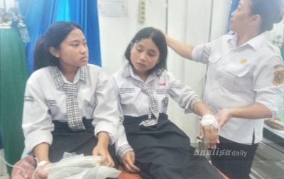 Menu MBG Berujung Petaka: 14 Siswa SMK Arina Sidikalang Dilarikan ke RSUD, Diduga Akibat Tempe Busuk