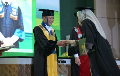 From Theory to Action, Ini Pesan Rektor USU untuk 1.843 Wisudawan yang Dilantik