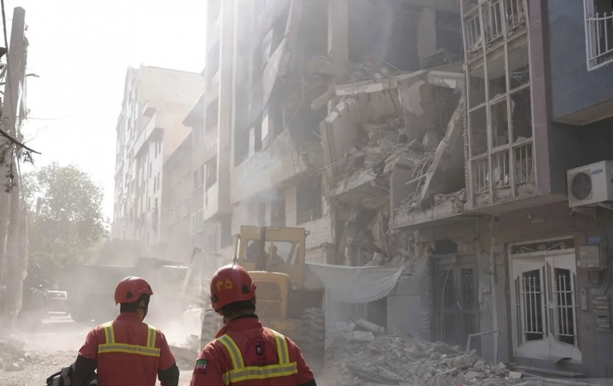 Timur Tengah Membara: 7 Komandan Senior IRGC Gugur dalam Serangan Udara AS-Israel di Teheran