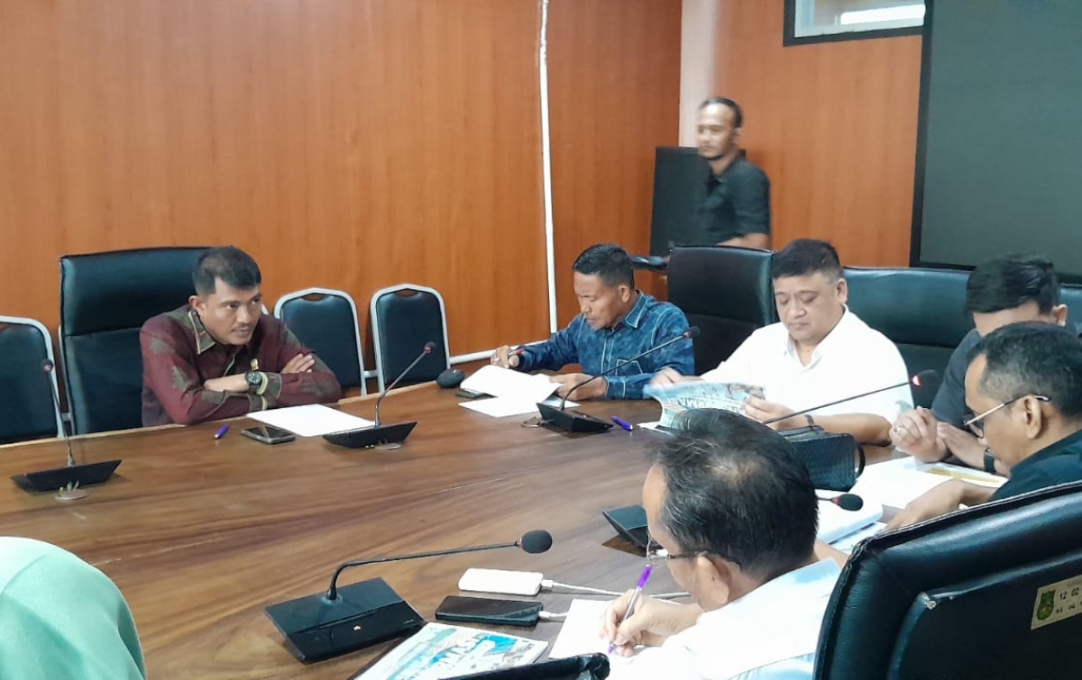 Dirut PUD Pasar Berniat Putus Kontrak 100 Karyawan, HT Bahrusmyah Minta Dipertimbangkan