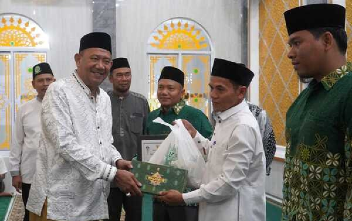 Bupati Langkat Salurkan Hibah Rp20 Juta Untuk Masjid Taqwa Stabat