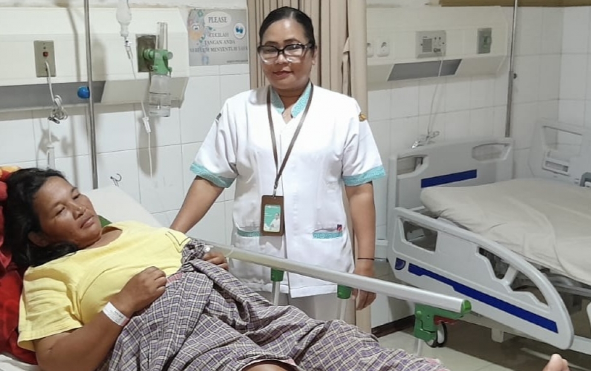 Sedang Asyik Bersihkan Dahan Kopi, Petani Kopi Sidikalang Digigit Ular Hijau