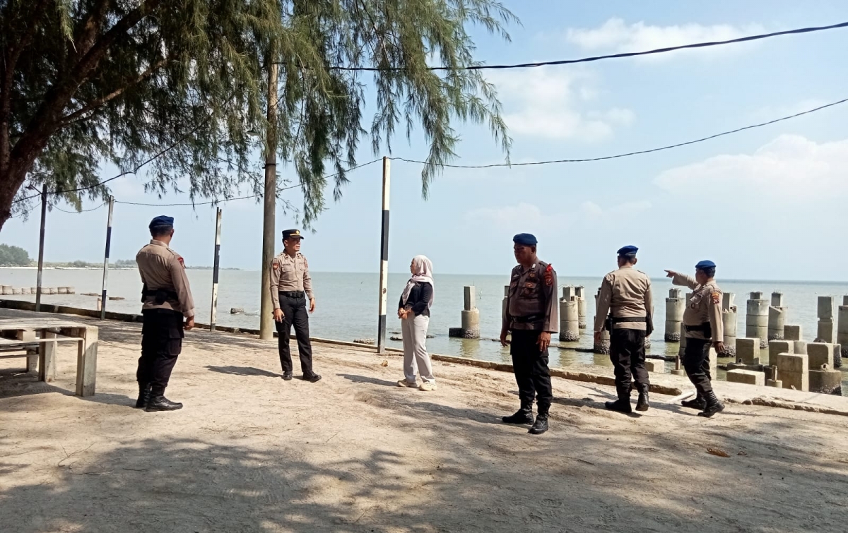 Pos Pantau Ops Ketupat Toba Kawal Ibadah dan Lomba Paskah Siswa di Pantai Wong Rame