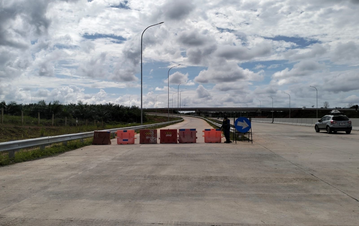 Urai Kemacetan di Exit Pangkalan Balai, Rekayasa Lalu Lintas Tol Palembang-Betung Resmi Dialihkan